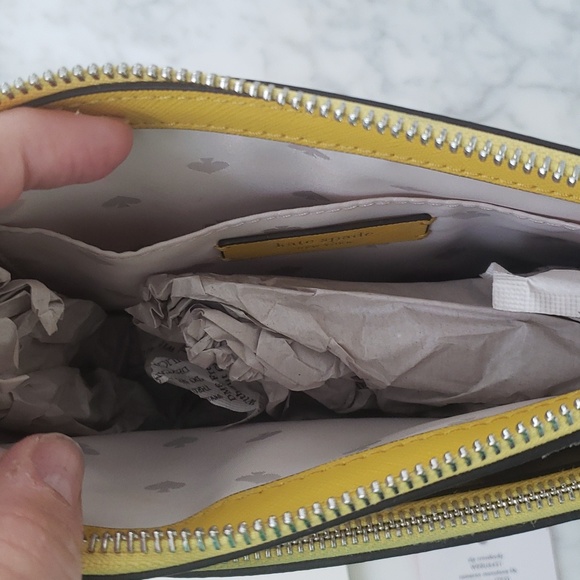 Kate Spade zip crossbody - Picture 3 of 13